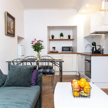 Luxury Suites - Old Town Sauna Str Талин Екстериор снимка