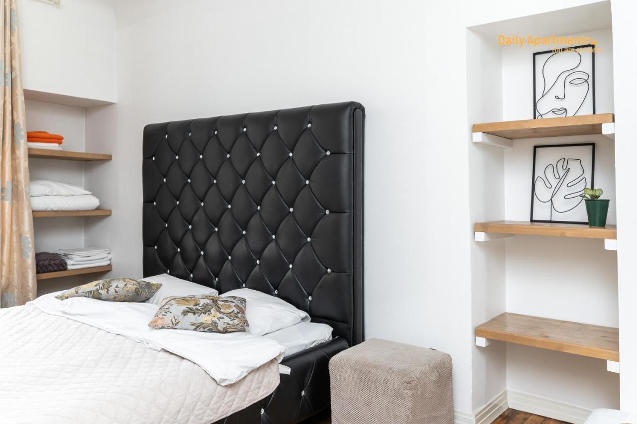 Luxury Suites - Old Town Sauna Str Талин Екстериор снимка