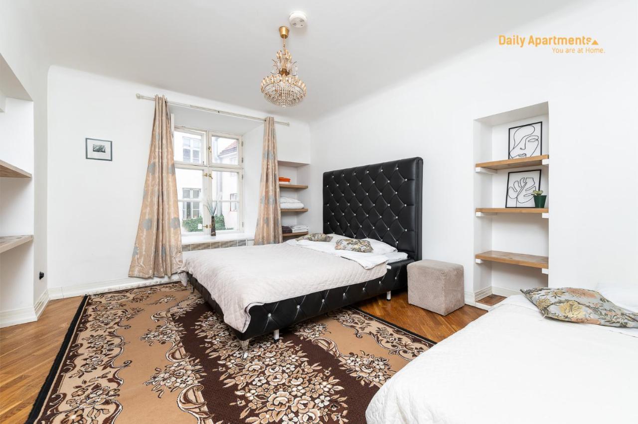 Luxury Suites - Old Town Sauna Str Талин Екстериор снимка