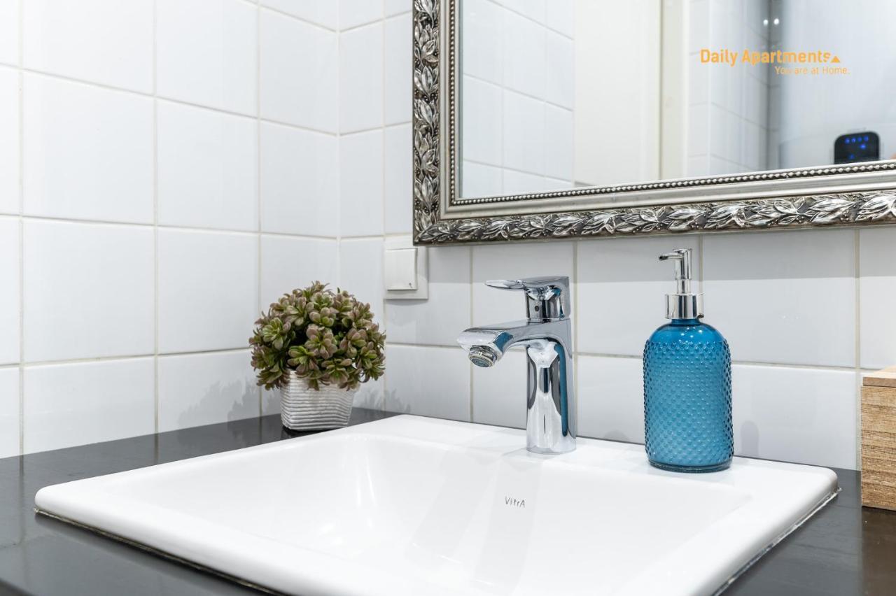 Luxury Suites - Old Town Sauna Str Талин Екстериор снимка