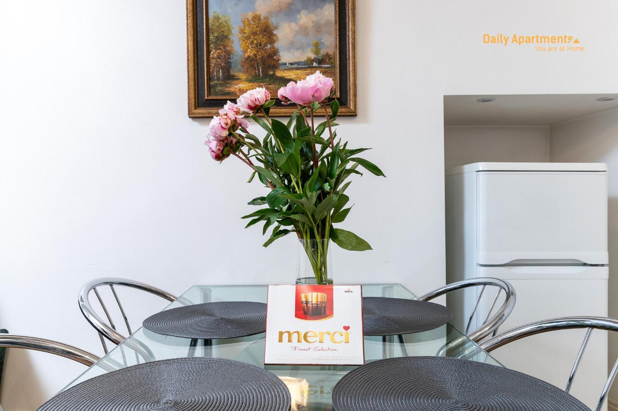 Luxury Suites - Old Town Sauna Str Талин Екстериор снимка