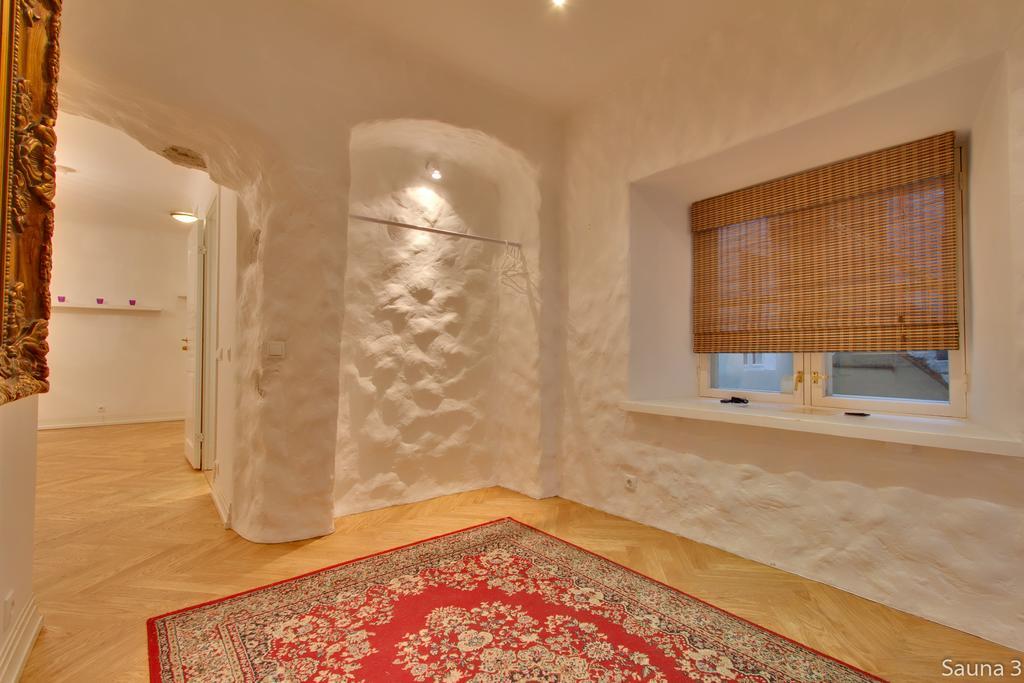 Luxury Suites - Old Town Sauna Str Талин Стая снимка